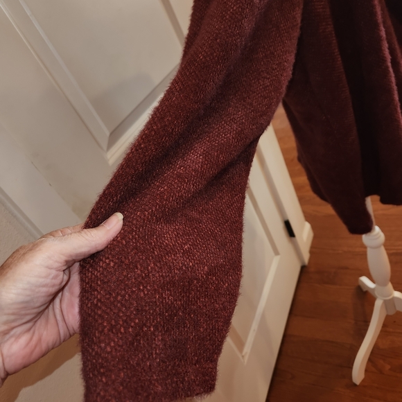 NWT Maurices Women's Brick Red Poncho Sweater Size 2X Incredibly Soft & Cozy - Picture 4 of 13